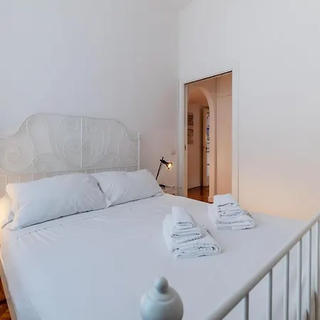 Casa Isabella Al Colosseo - Fromhometorome Daire