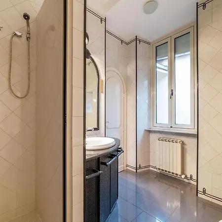 Casa Isabella Al Colosseo - Fromhometorome * Roma