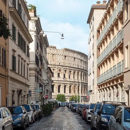 Casa Isabella Al Colosseo - Fromhometorome Rzym