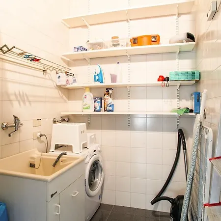 Apartament Casa Isabella Al Colosseo - Fromhometorome *